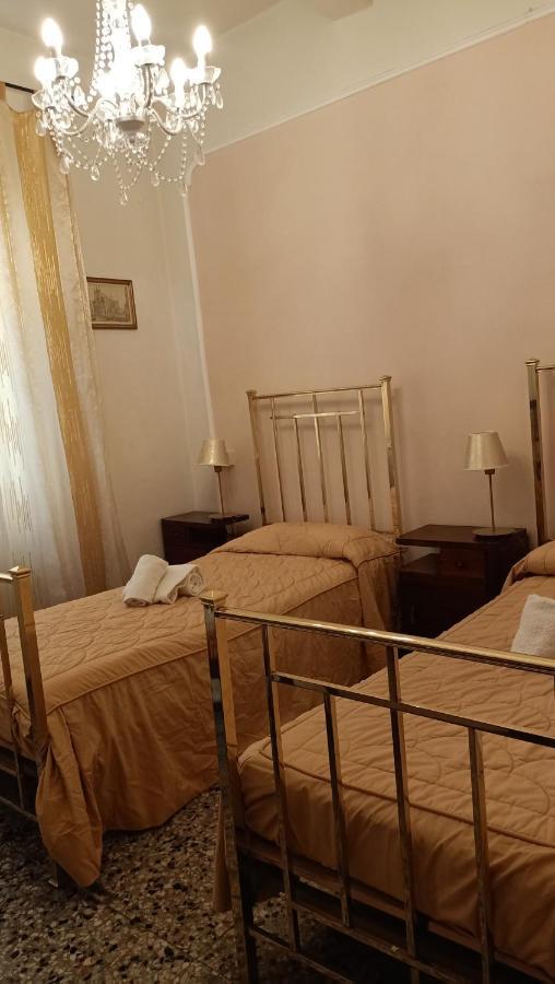 Relais Corso Storico Bed & Breakfast Pisa Luaran gambar